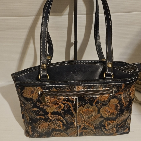 Patricia Nash Handbags - Patricia Nash Toscano Floral & Paisley Leather Satchel Blue w/ Leather Trim Rare